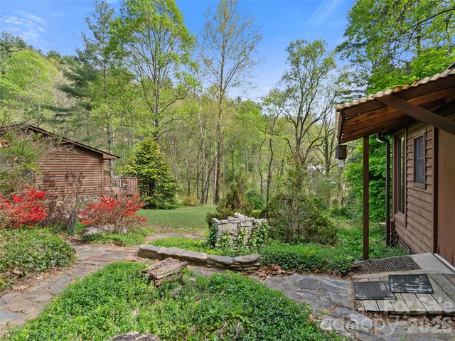 120 Carter Cove Road, Asheville, NC 28804