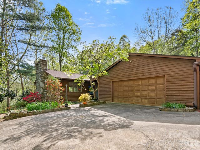 120 Carter Cove Road, Asheville, NC 28804