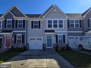 8907 BLACKTHORNE PL, Fredericksburg, VA 22408