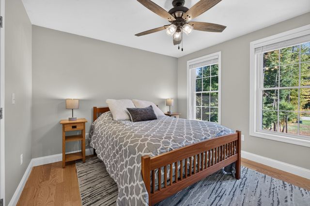 11 Bancroft Circle, Mont Vernon, NH 03057