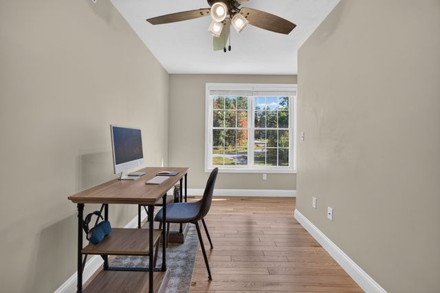11 Bancroft Circle, Mont Vernon, NH 03057