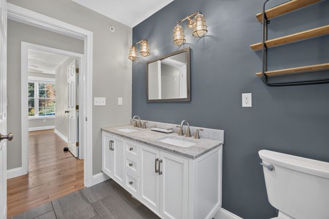 11 Bancroft Circle, Mont Vernon, NH 03057