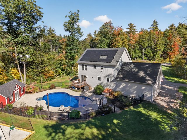 11 Bancroft Circle, Mont Vernon, NH 03057