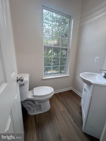 22905 BENSON TER, Sterling, VA 20166