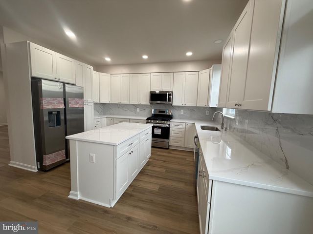 22905 BENSON TER, Sterling, VA 20166