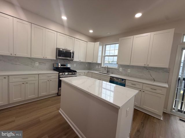 22905 BENSON TER, Sterling, VA 20166