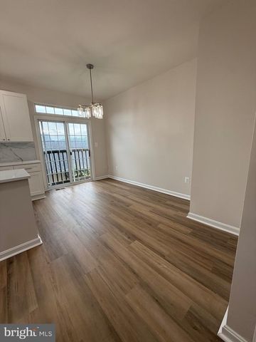 22905 BENSON TER, Sterling, VA 20166