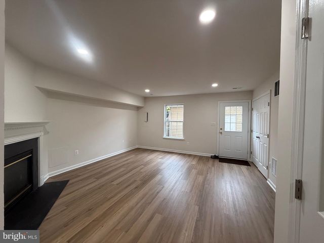 22905 BENSON TER, Sterling, VA 20166