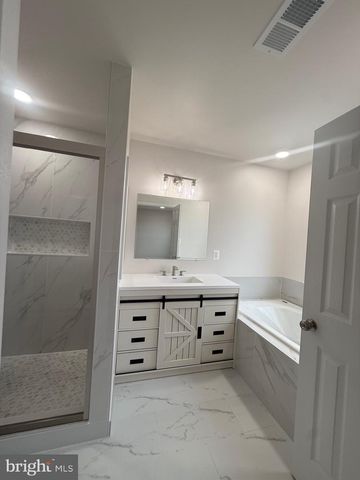 22905 BENSON TER, Sterling, VA 20166