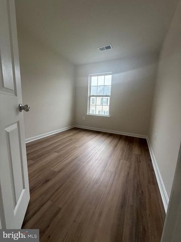 22905 BENSON TER, Sterling, VA 20166