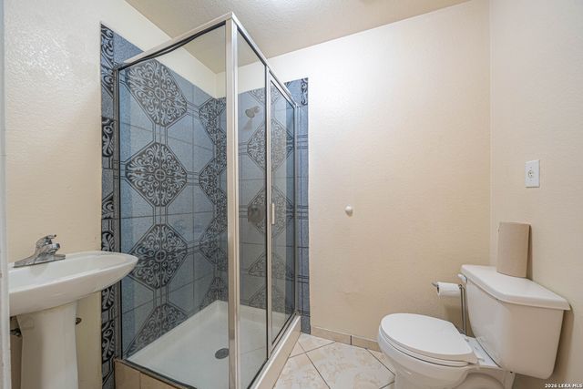 5630 Seacomber, San Antonio, TX 78242