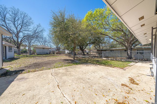5630 Seacomber, San Antonio, TX 78242