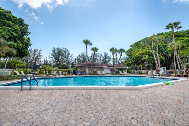 2651 S Course Drive 308, Pompano Beach, FL 33069