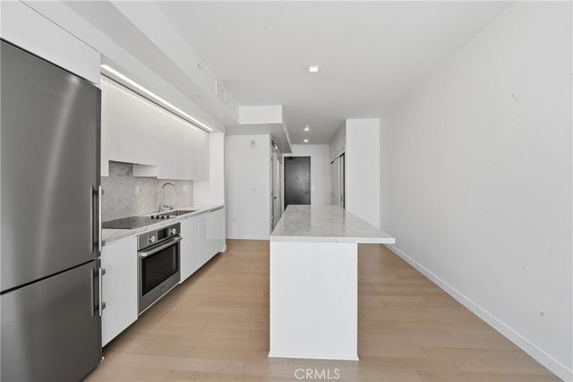 1050 S Grand Avenue 708, Los Angeles, CA 90015