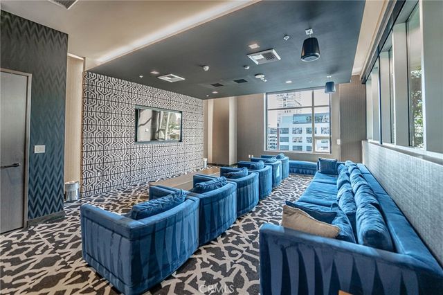 1050 S Grand Avenue 708, Los Angeles, CA 90015