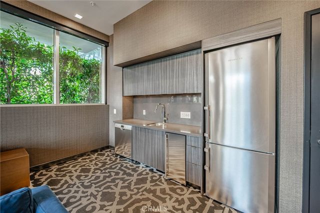 1050 S Grand Avenue 708, Los Angeles, CA 90015