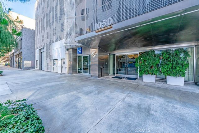 1050 S Grand Avenue 708, Los Angeles, CA 90015