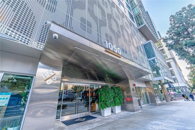 1050 S Grand Avenue 708, Los Angeles, CA 90015