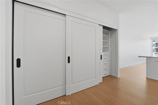 1050 S Grand Avenue 708, Los Angeles, CA 90015