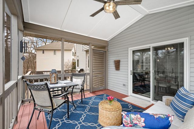 8595 Drake Court, Chanhassen, MN 55317