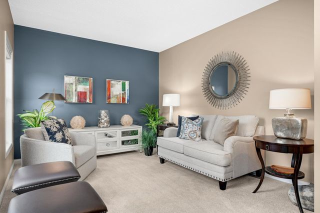 8595 Drake Court, Chanhassen, MN 55317
