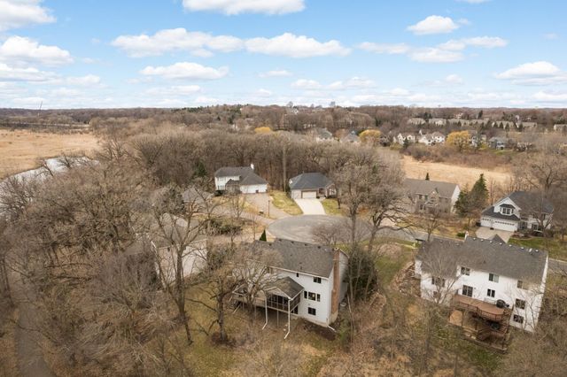 8595 Drake Court, Chanhassen, MN 55317