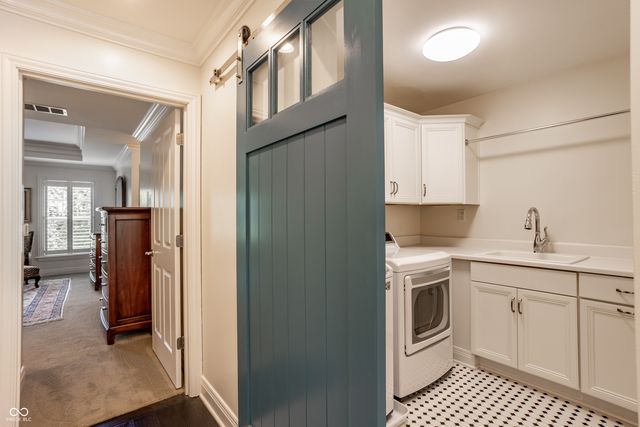121 Wakefield Way, Zionsville, IN 46077