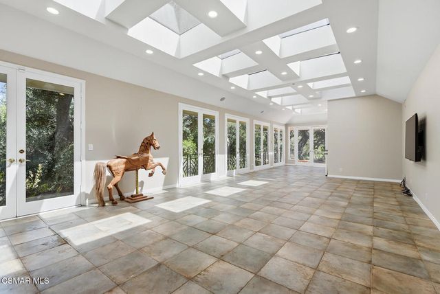 1719 Schoolhouse Circle, Westlake Village, CA 91362