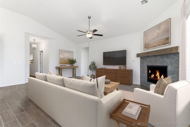 8505 E Ft Worth Street, Broken Arrow, OK 74014