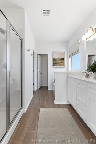 8505 E Ft Worth Street, Broken Arrow, OK 74014