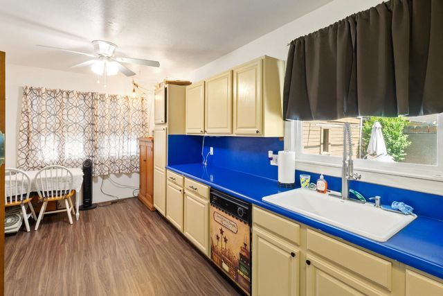 1872 W Willow St, Stockton, CA 95203