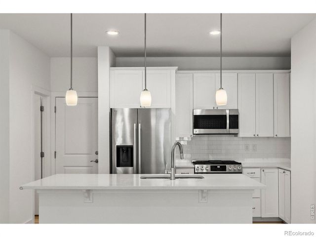 747 Robert Street, Longmont, CO 80503