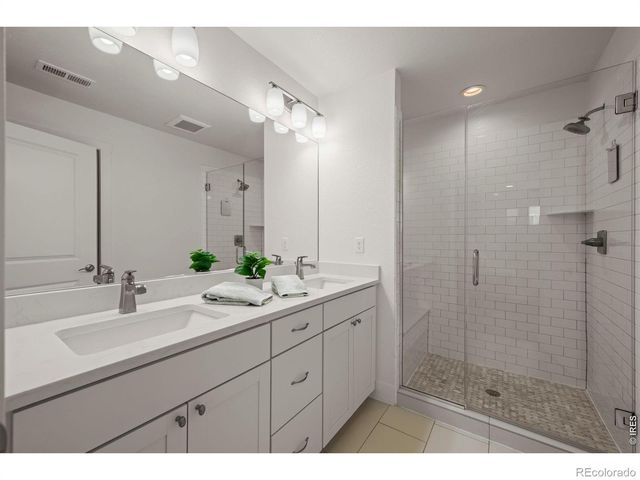747 Robert Street, Longmont, CO 80503