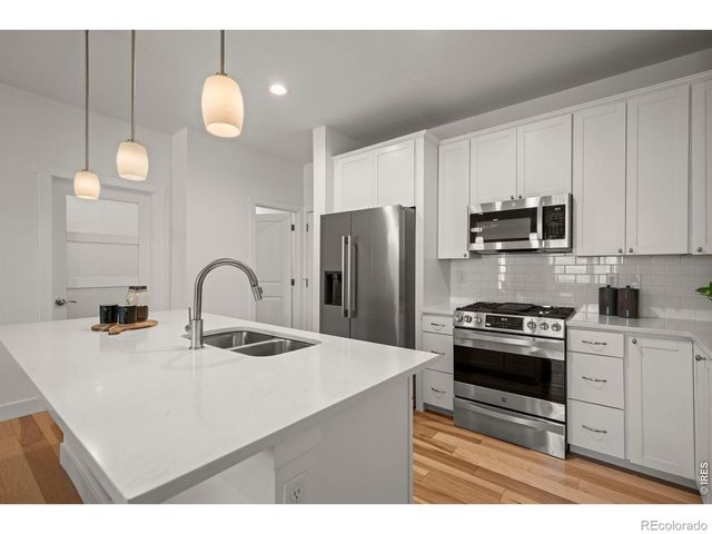 747 Robert Street, Longmont, CO 80503