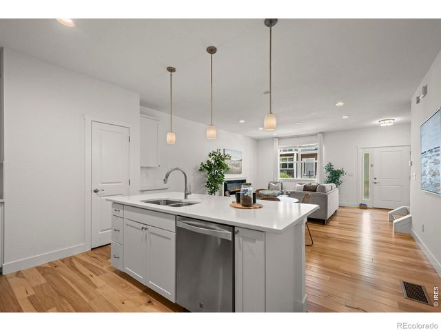 747 Robert Street, Longmont, CO 80503
