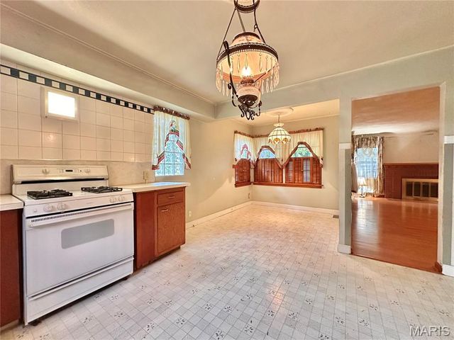 2 Bluff Drive, Belleville, IL 62223