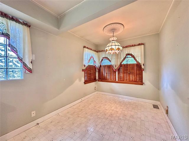 2 Bluff Drive, Belleville, IL 62223