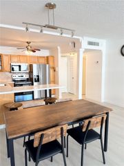 3725 S Ocean Dr 521, Hollywood, FL 33019