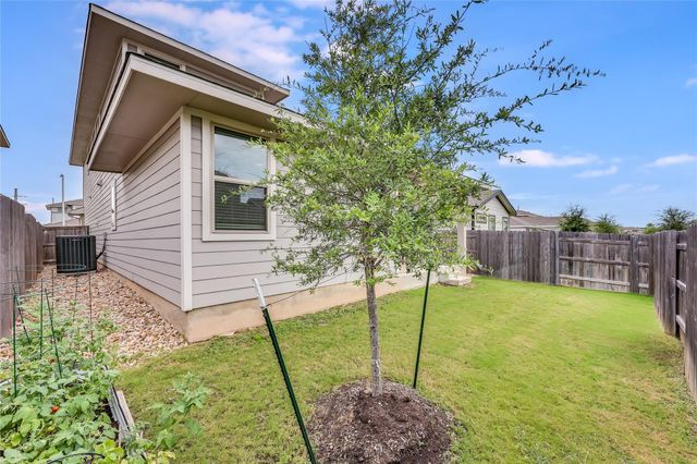 8608 McKamy DR, Austin, TX 78744