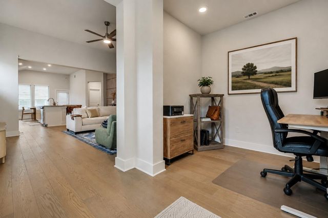 8608 McKamy DR, Austin, TX 78744