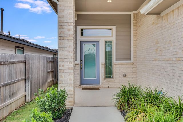 8608 McKamy DR, Austin, TX 78744