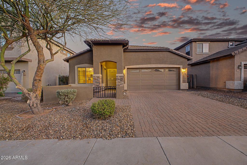 25271 W PLEASANT Lane, Buckeye, AZ 85326
