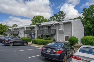 312 Woodland Vlg Unit 312, Homewood, AL 35216