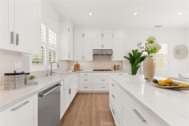 107 Petunia, Irvine, CA 92618