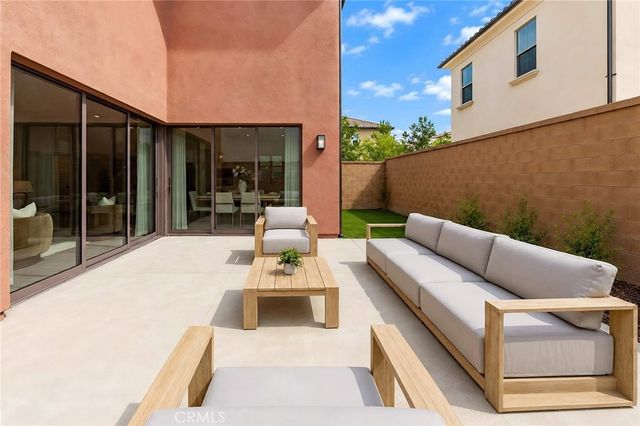 107 Petunia, Irvine, CA 92618