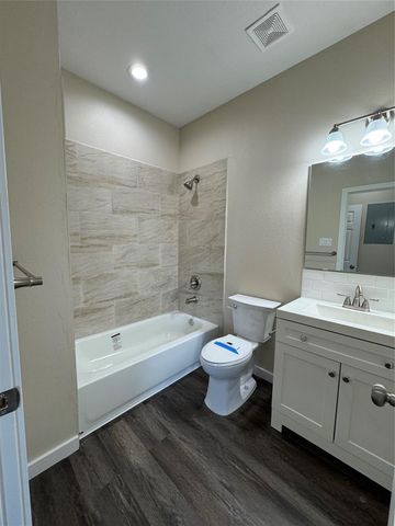 50 Westlake West, Trinity, TX 75862