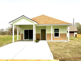 50 Westlake West, Trinity, TX 75862