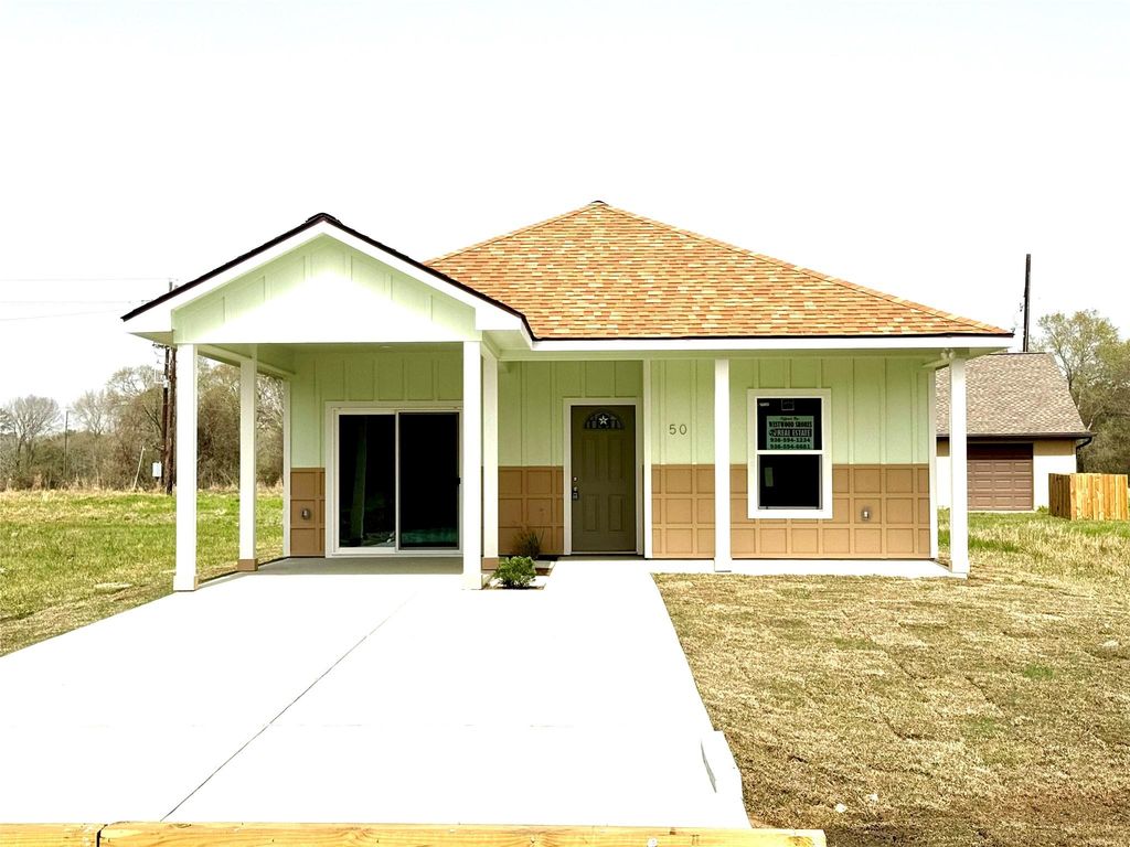 50 Westlake West, Trinity, TX 75862