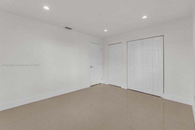 5520 SW 91st Ave, Miami, FL 33165
