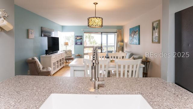 2 Harbor Dr N Unit L201, St Helena Island, SC 29920